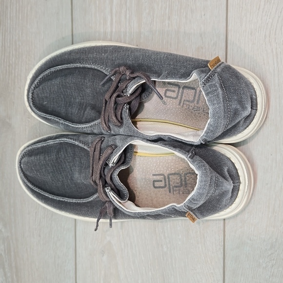 Hey Dude Womens Wendy Chambray off white Loafer Slip on shoes sz 8 - Picture 6 of 10